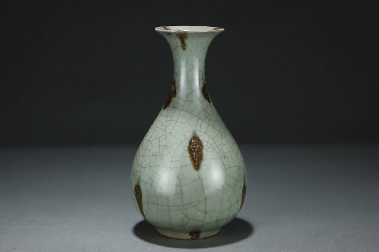 An Exquisite Longquan yao Vase - 3