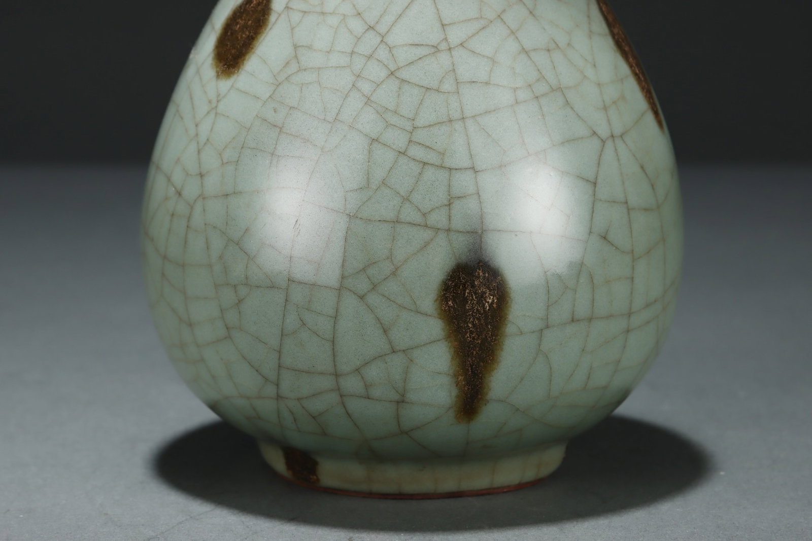 An Exquisite Longquan yao Vase - 5