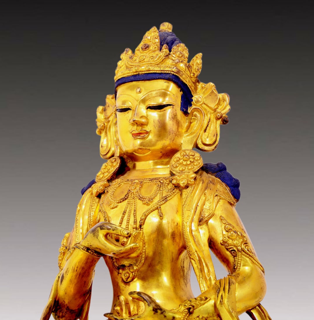 A solemn gilt bronze statue of Bodhisattva - 6