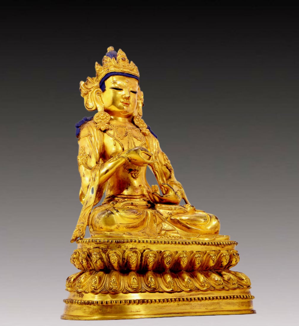 A solemn gilt bronze statue of Bodhisattva - 7