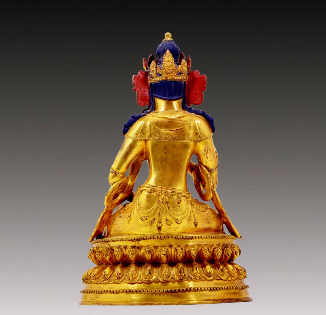 A solemn gilt bronze statue of Bodhisattva - 8