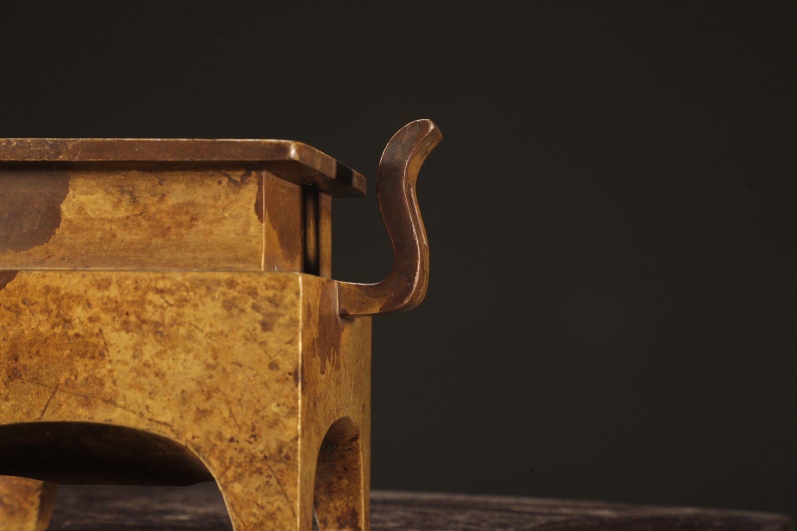 An Exquisite Bronze Double-Ears four legs Censer - 8