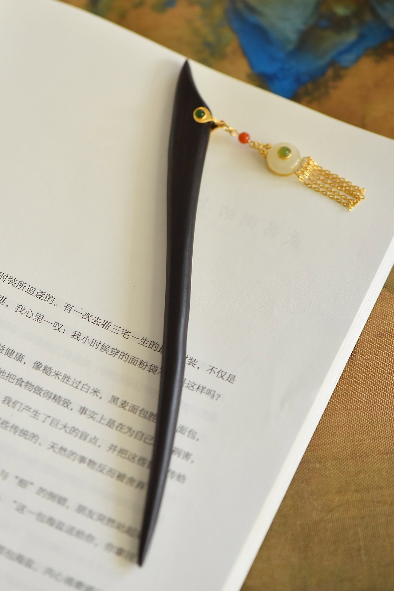 An Exquisite Sterling Silver-Gold Plated Inlaid White Jade Ebony Hairpin,Inlaid Diamond - 3