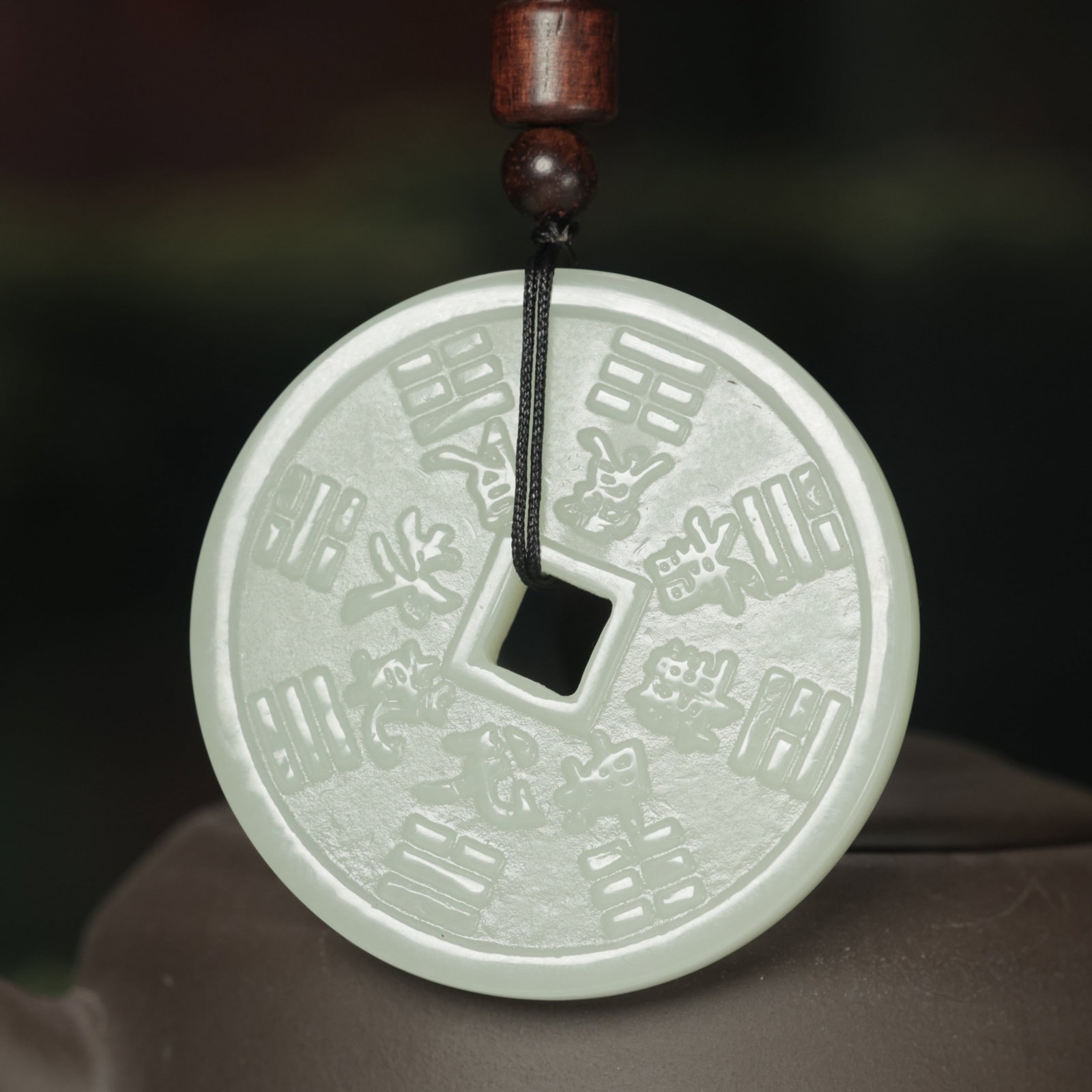 An Exquisite White Jade Trigram Pattern Pendant - 4