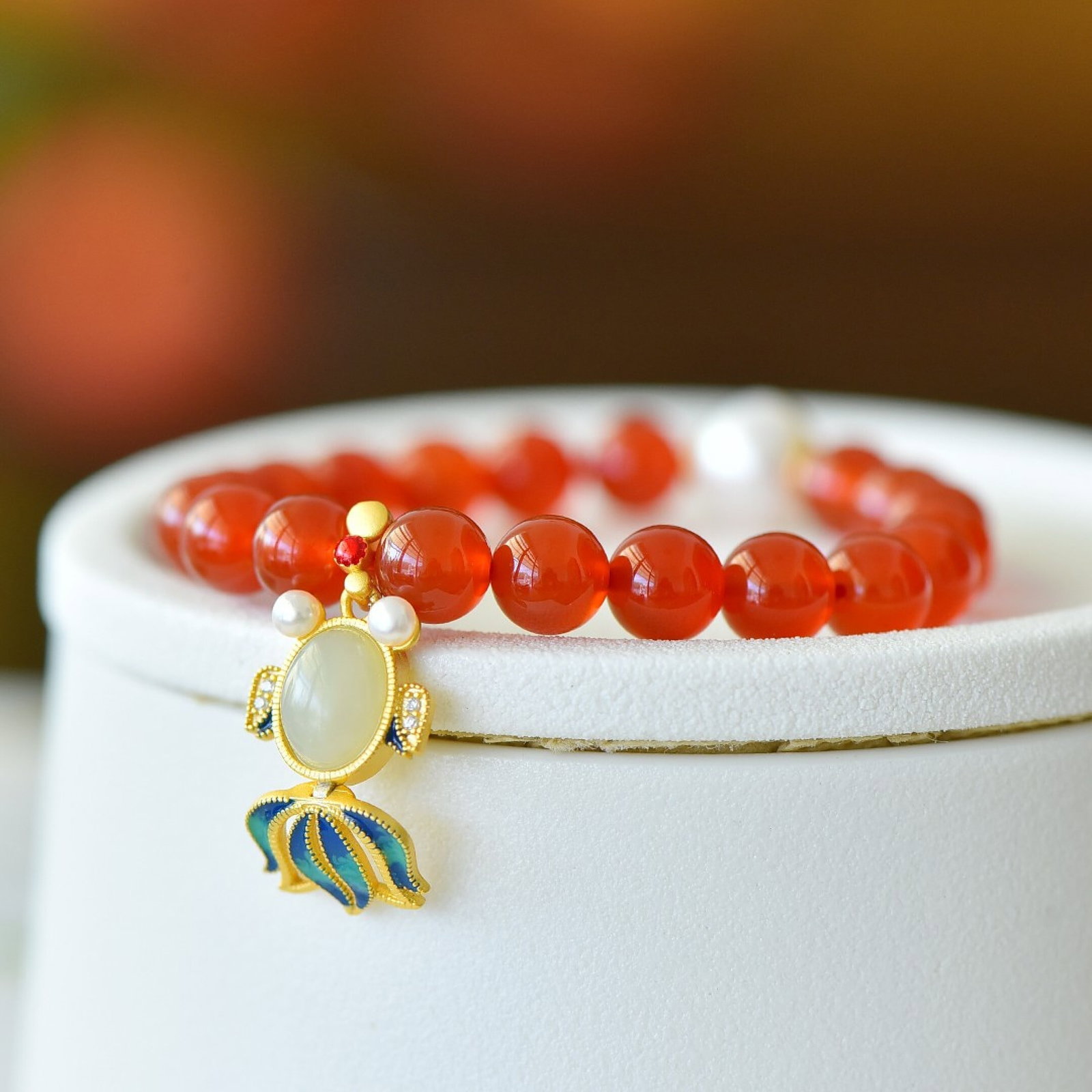 An Exquisite Sterling Silver-Gold Plated Inlaid Agate Bracelet,Inlaid White Jade and Pearl - 2