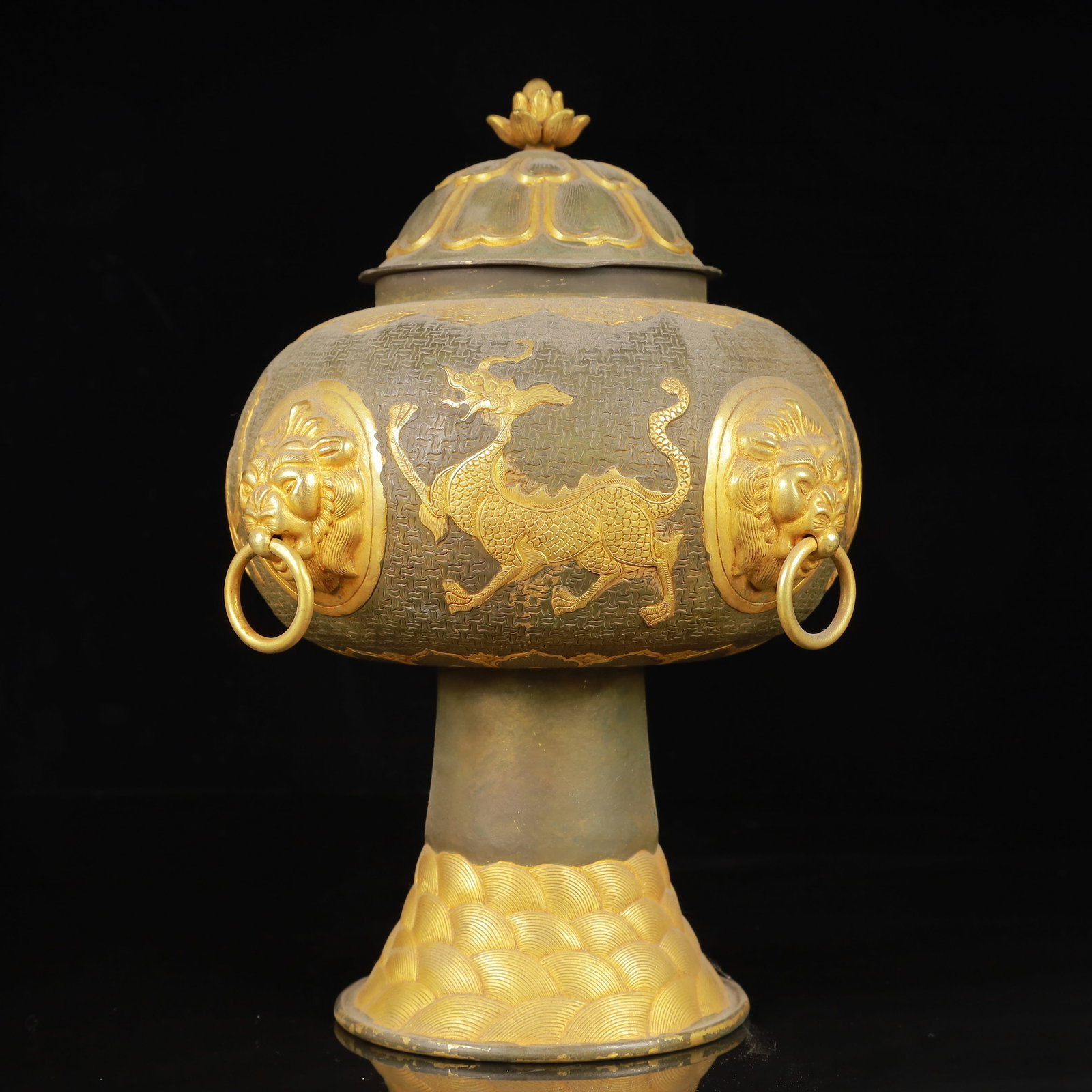 An Exquisite Gilt Silver Auspicious Beast Pattern Beast-Ears Jar - 10