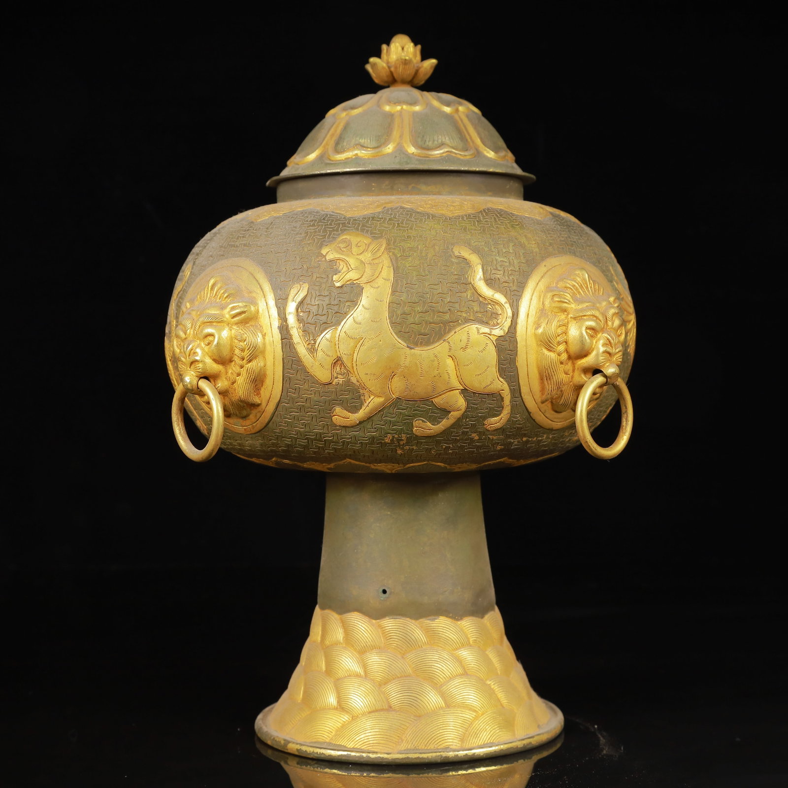 An Exquisite Gilt Silver Auspicious Beast Pattern Beast-Ears Jar - 13