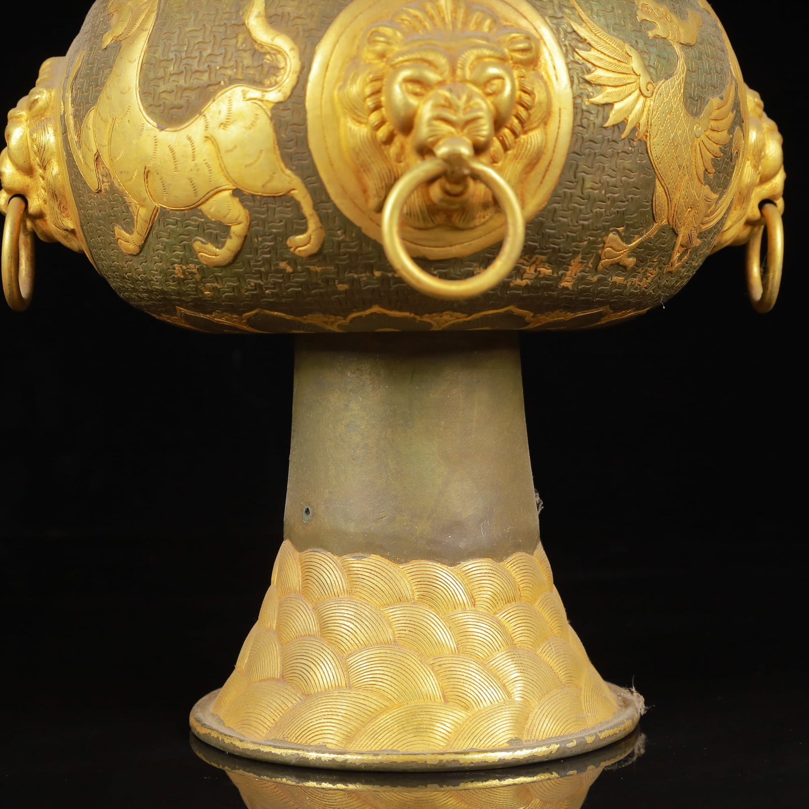 An Exquisite Gilt Silver Auspicious Beast Pattern Beast-Ears Jar - 3