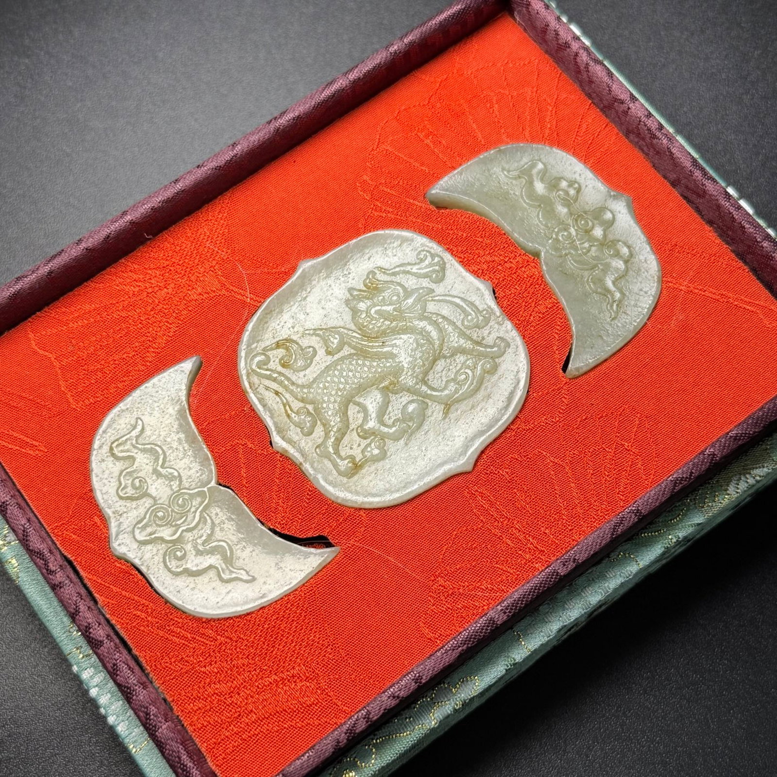 A Set of Fine White Jade Auspicious Cloud and Kylin Pattern Pendants - 2