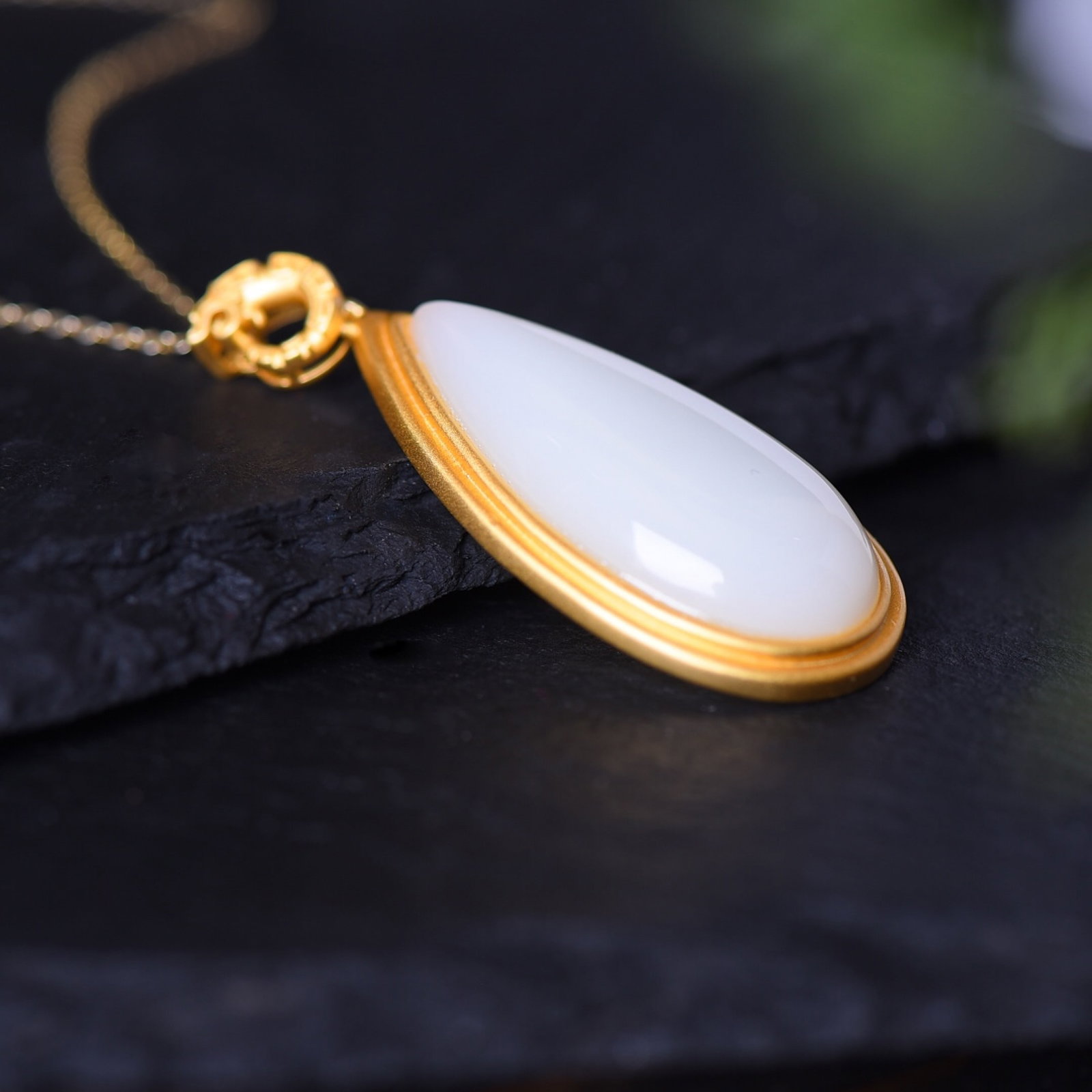 An Exquisite Sterling Silver-Gold Plated Inlaid White Jade Pendant - 4