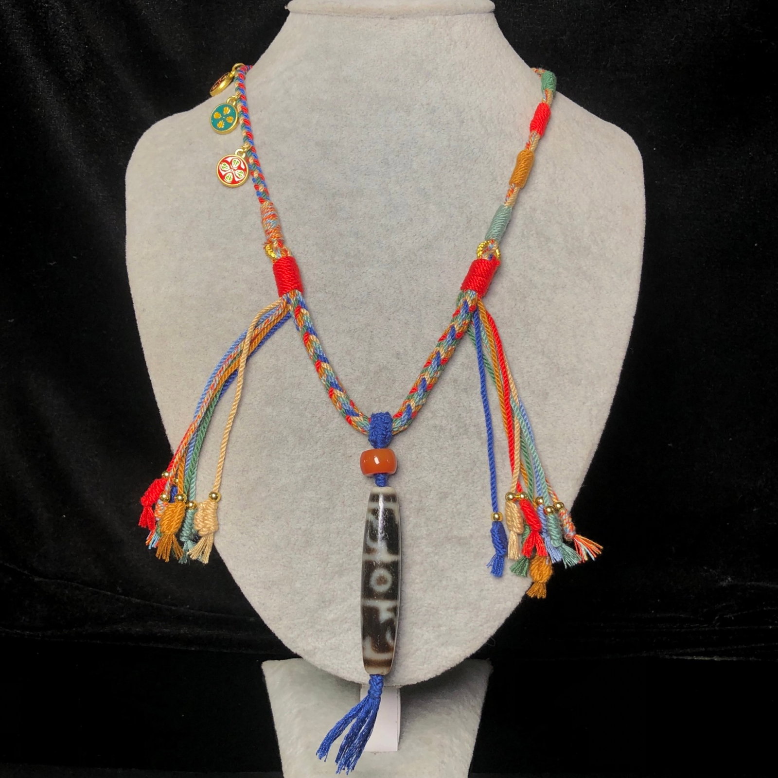 An Exquisite Dzi Bead Necklace - 9