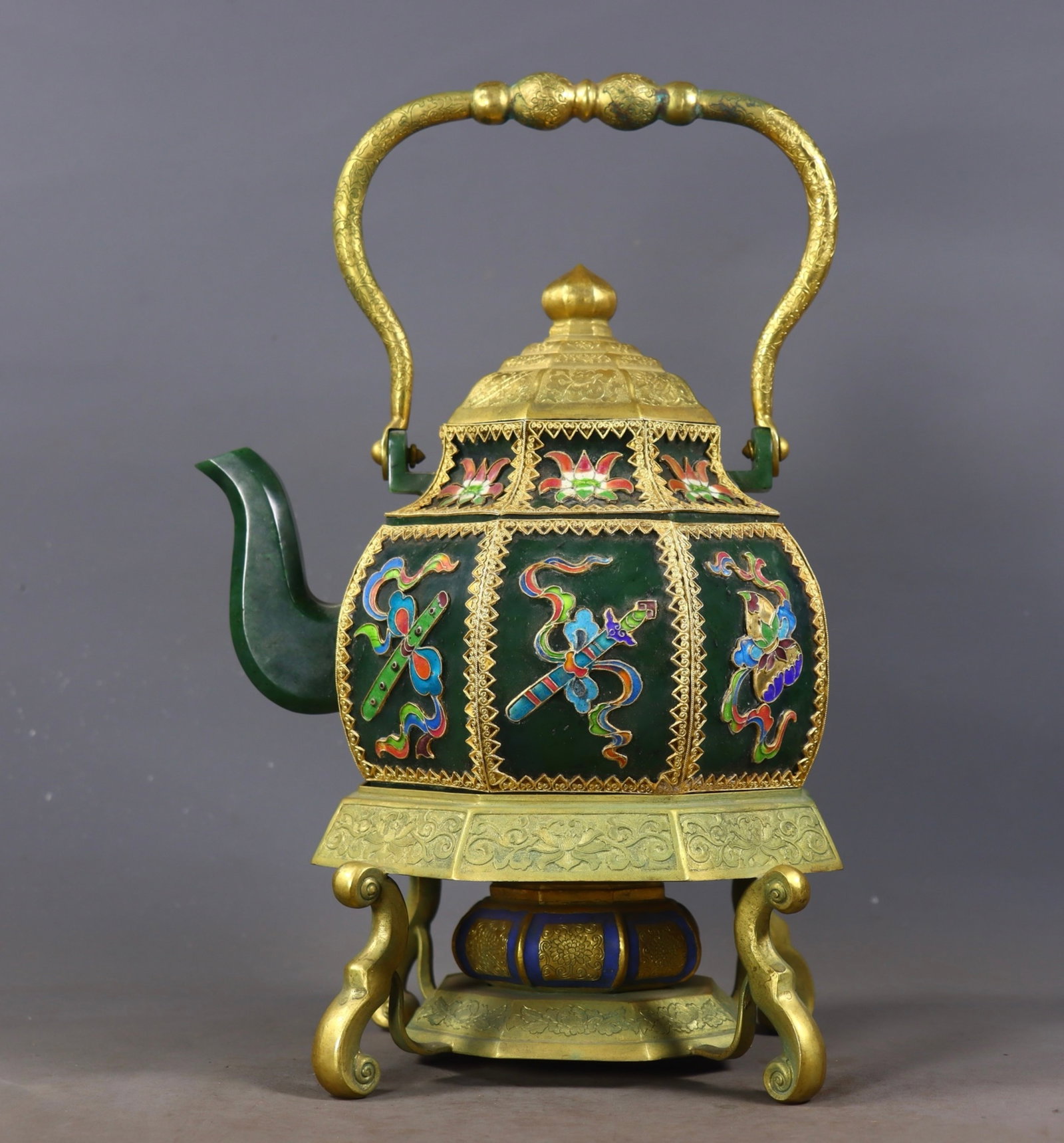A Rare Jasper Cover with Gold Eight Treasures Pattern Ewer,With Base: Estimated Value:30000-60000 A Rare Jasper Cover with Gold Eight Treasures Pattern Ewer,With Base,Qing Dynasty,China,Qianlong Four-character Mark,Size:12.6inx7.9in,Weight:2550g