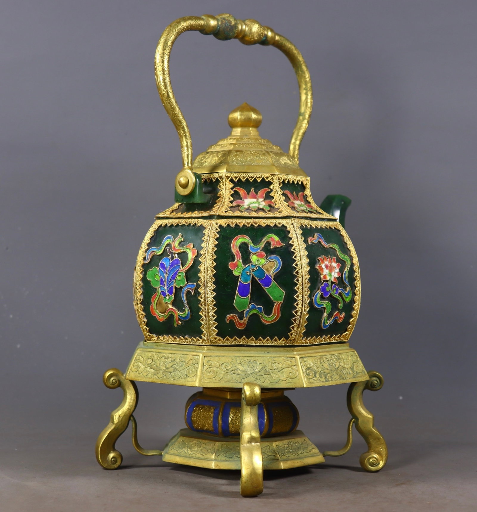 A Rare Jasper Cover with Gold Eight Treasures Pattern Ewer,With Base - 5