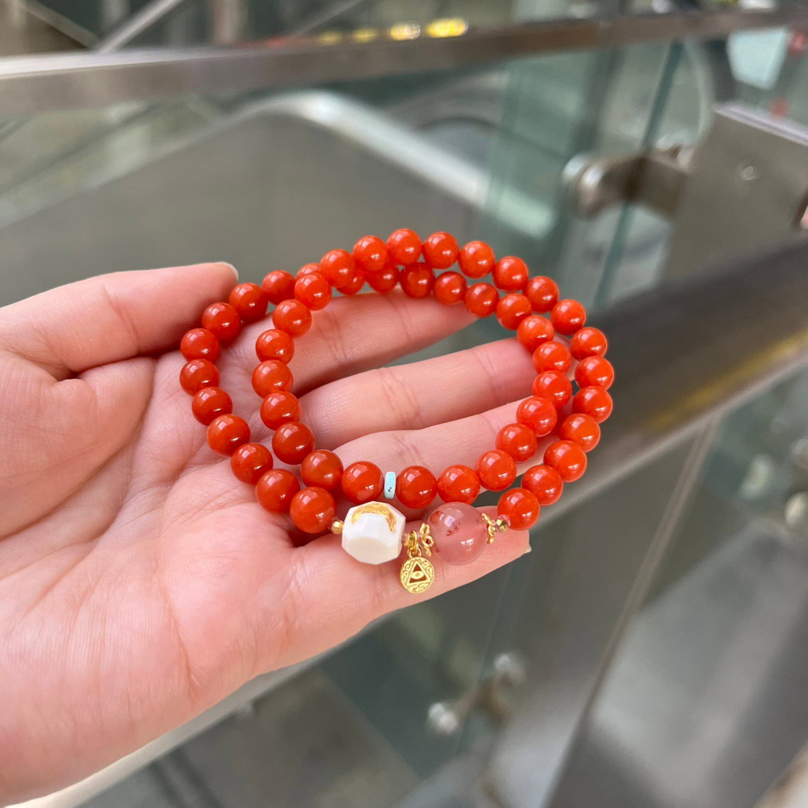 An Exquisite Agate Bracelets - 4