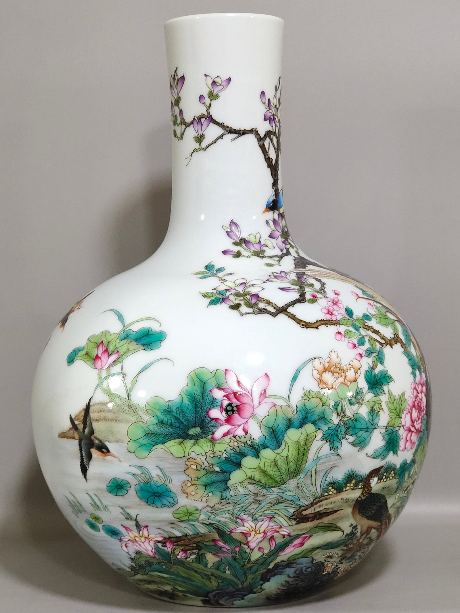 A Pair of Rare Famille-Rose Flower and Bird Pattern Vases,With Poem - 3