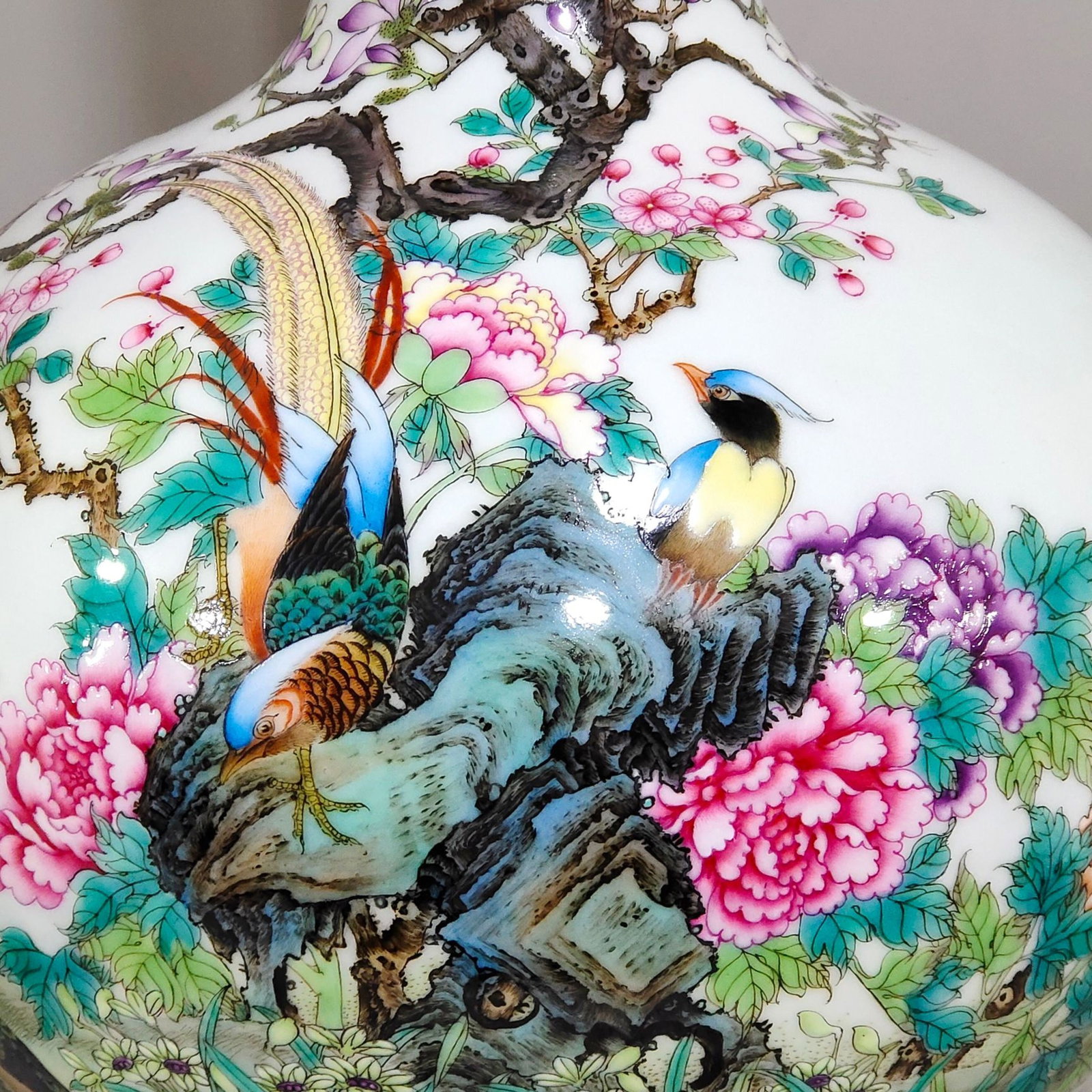 A Pair of Rare Famille-Rose Flower and Bird Pattern Vases,With Poem - 6