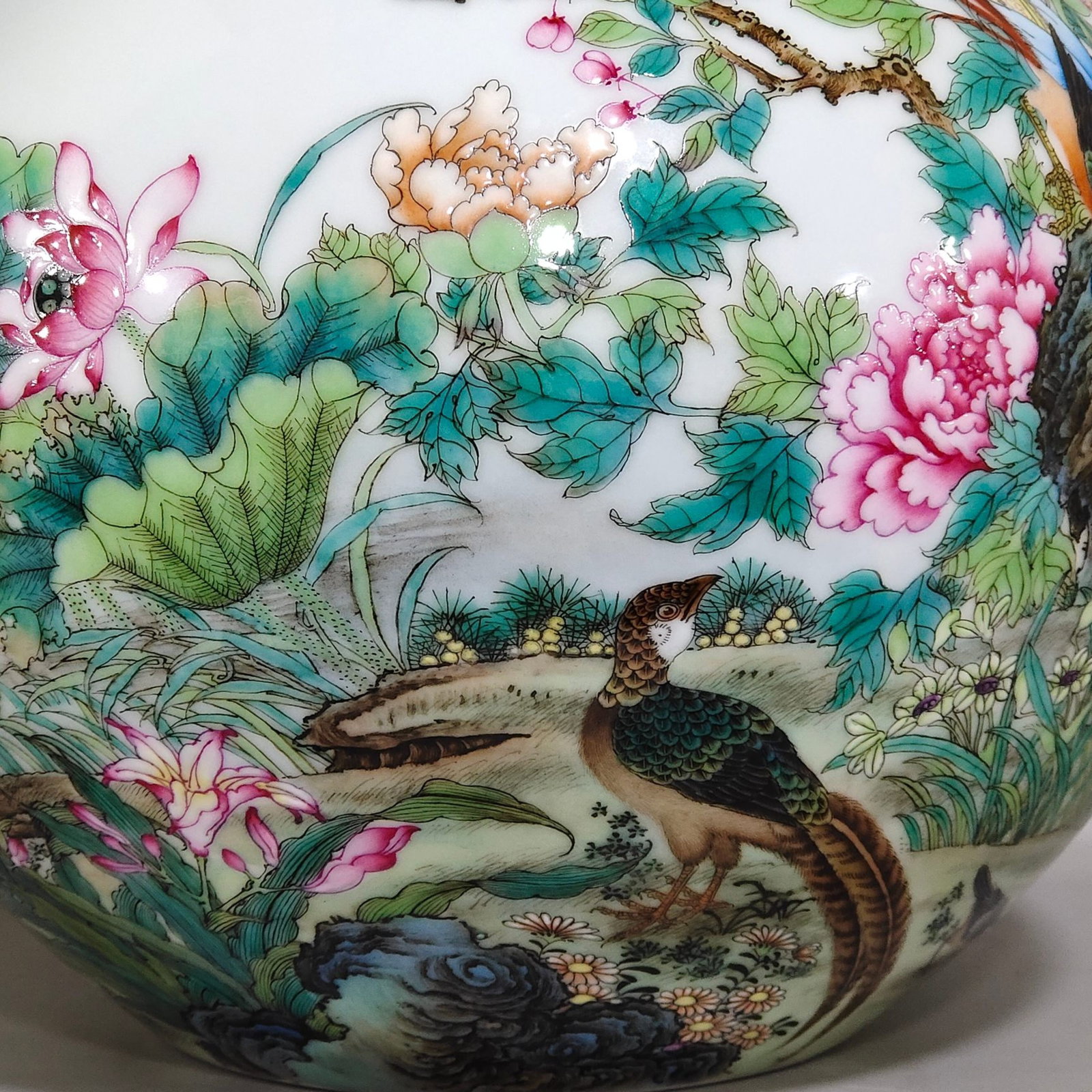 A Pair of Rare Famille-Rose Flower and Bird Pattern Vases,With Poem - 8