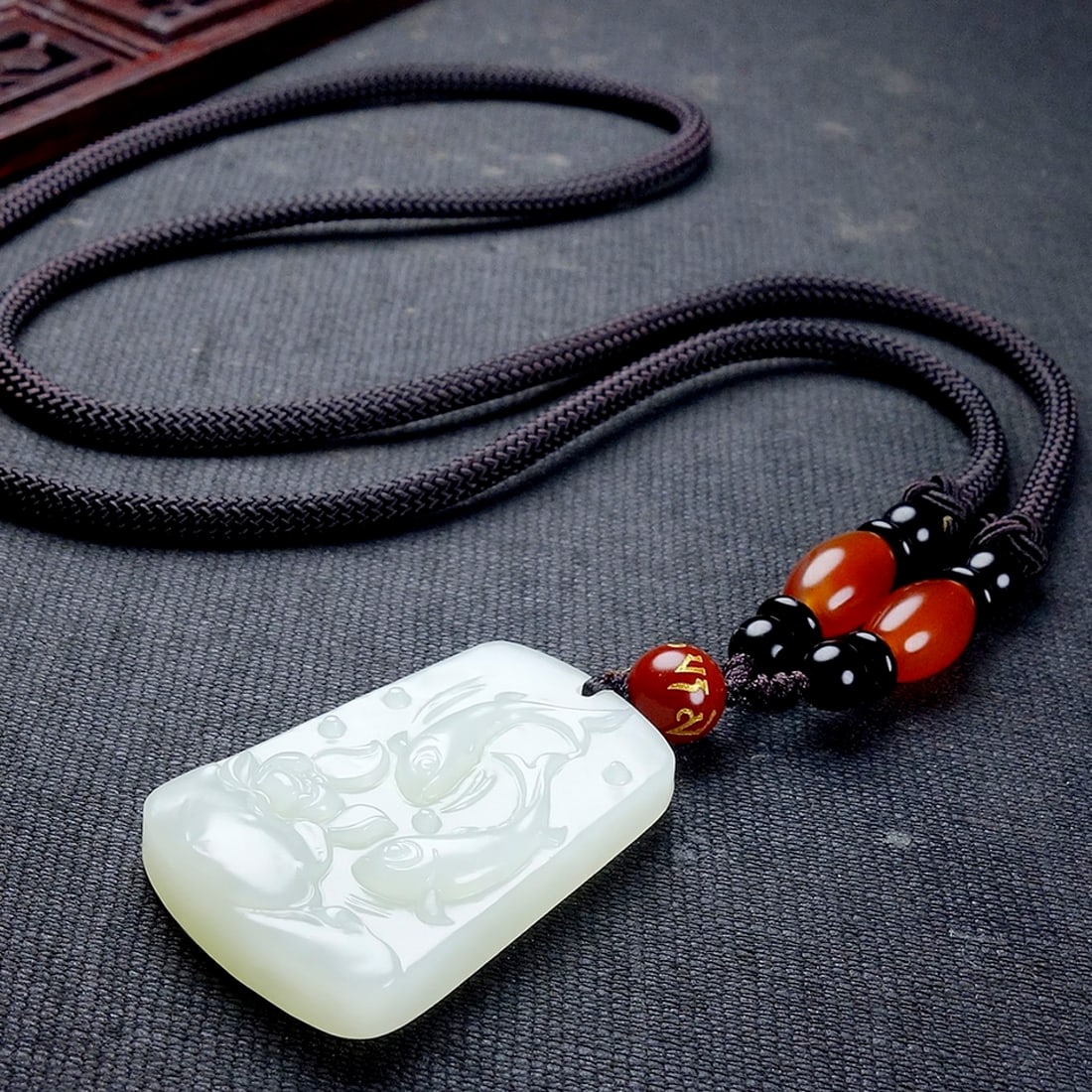 An Exquisite White Jade Fish Pattern Pendant - 6