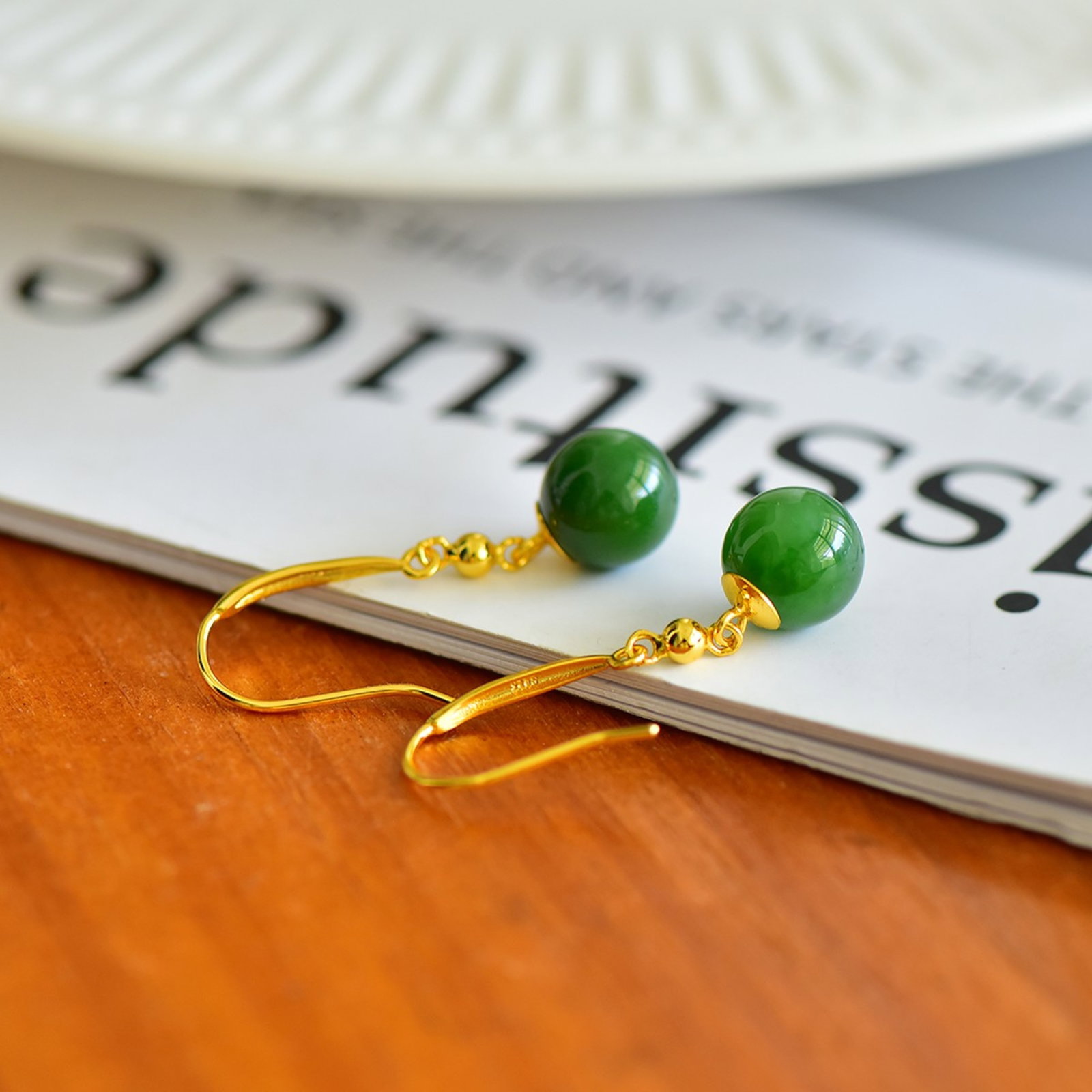 A Pair of Exquisite Sterling Silver-Gold Plated Inlaid Jasper Earrings - 3