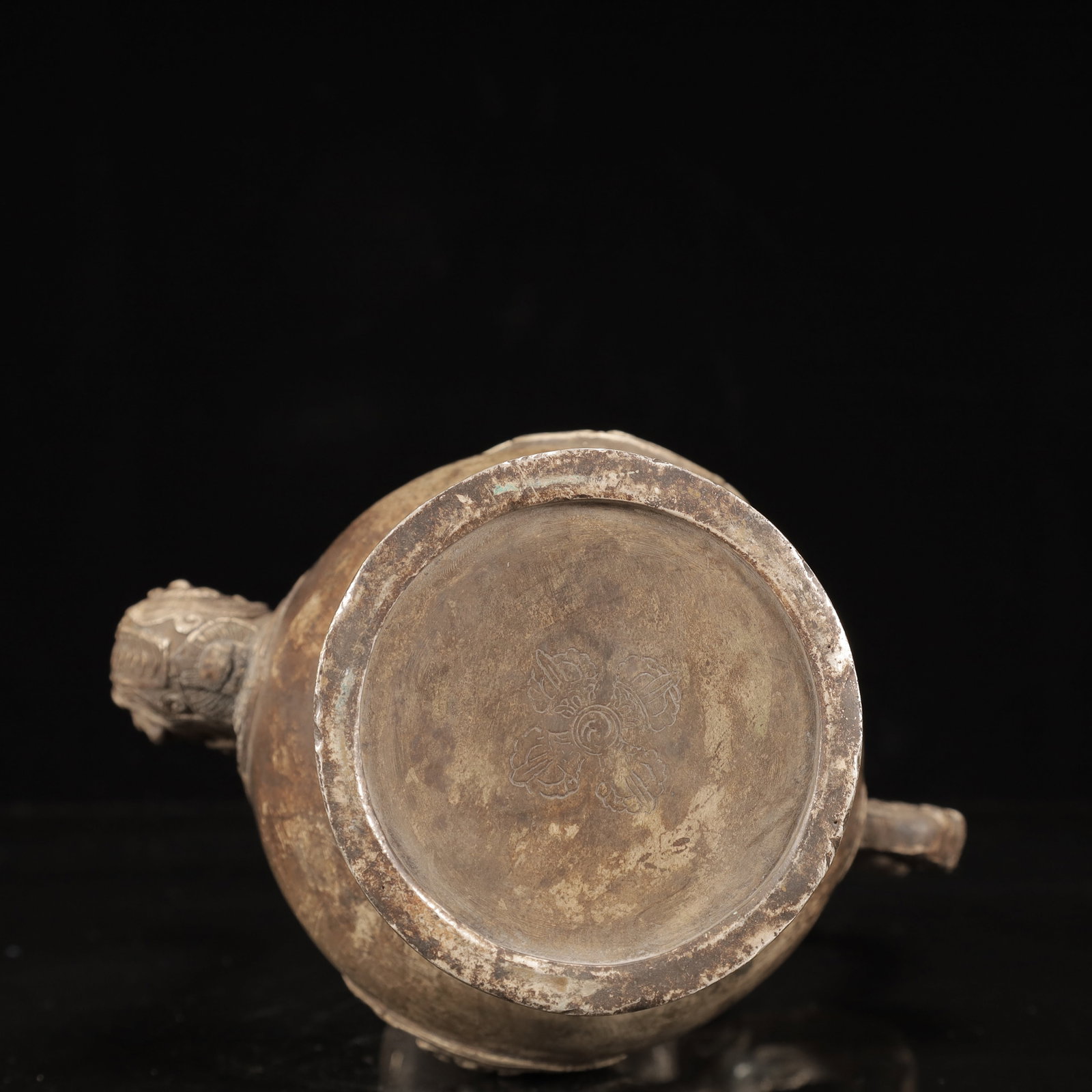 A Rare Silver-Plated Bronze Figure and Dragon Pattern Ewer - 13
