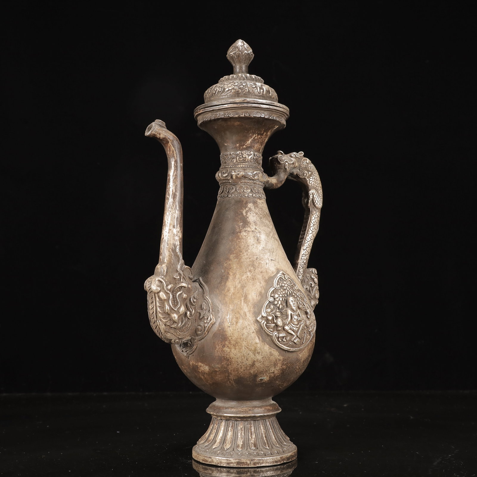 A Rare Silver-Plated Bronze Figure and Dragon Pattern Ewer - 7