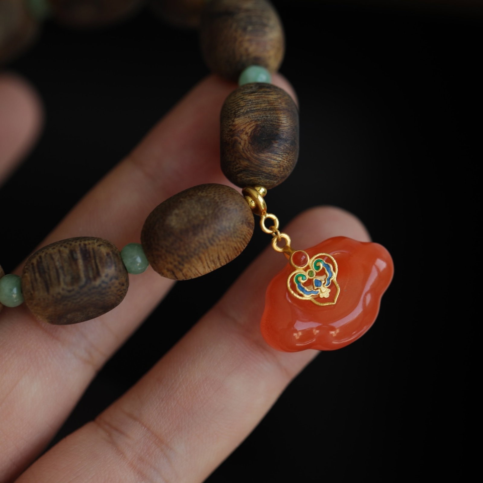 An Exquisite Eaglewood Bracelets,With Jadeite - 4