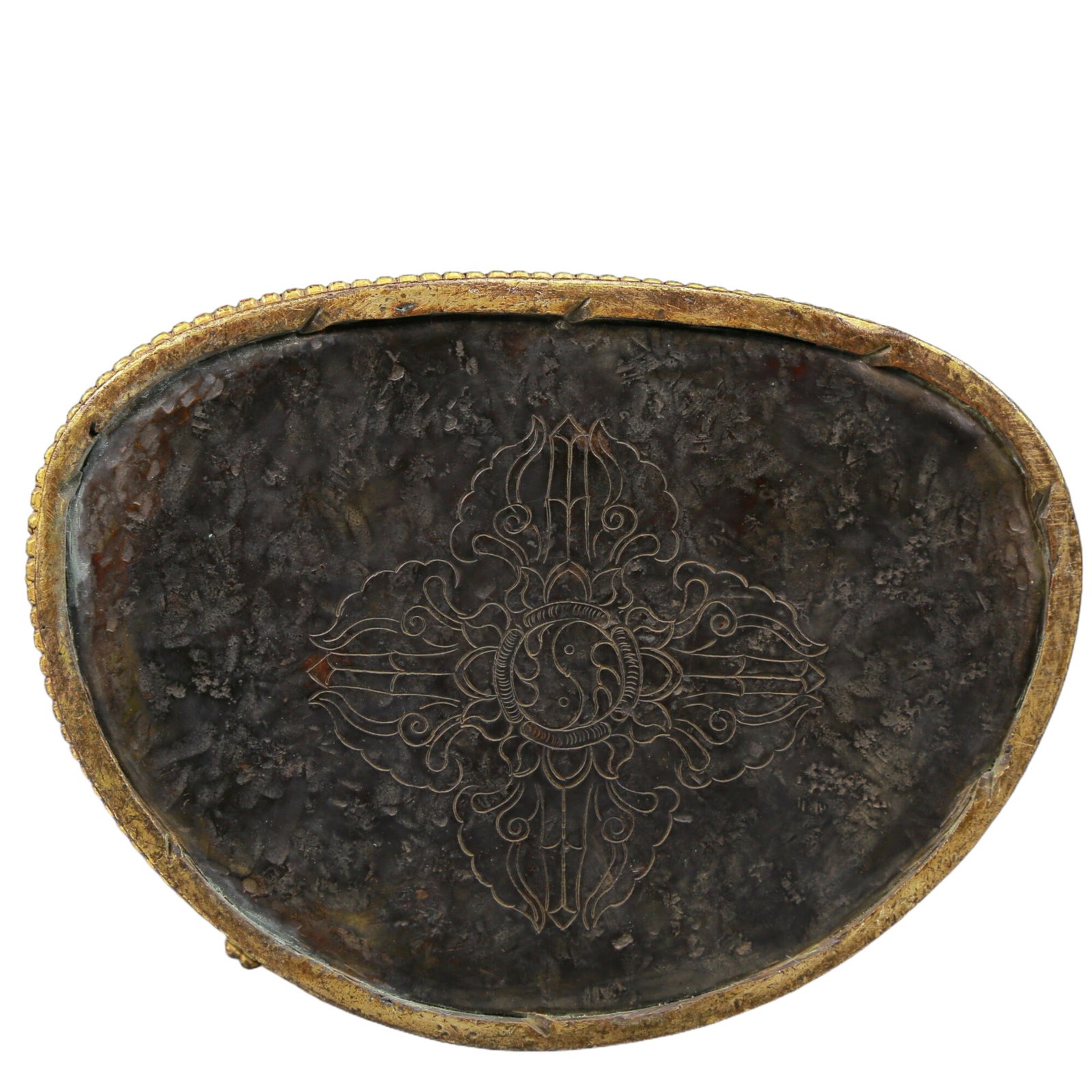 A solemn gilt bronze Vajra statue - 9