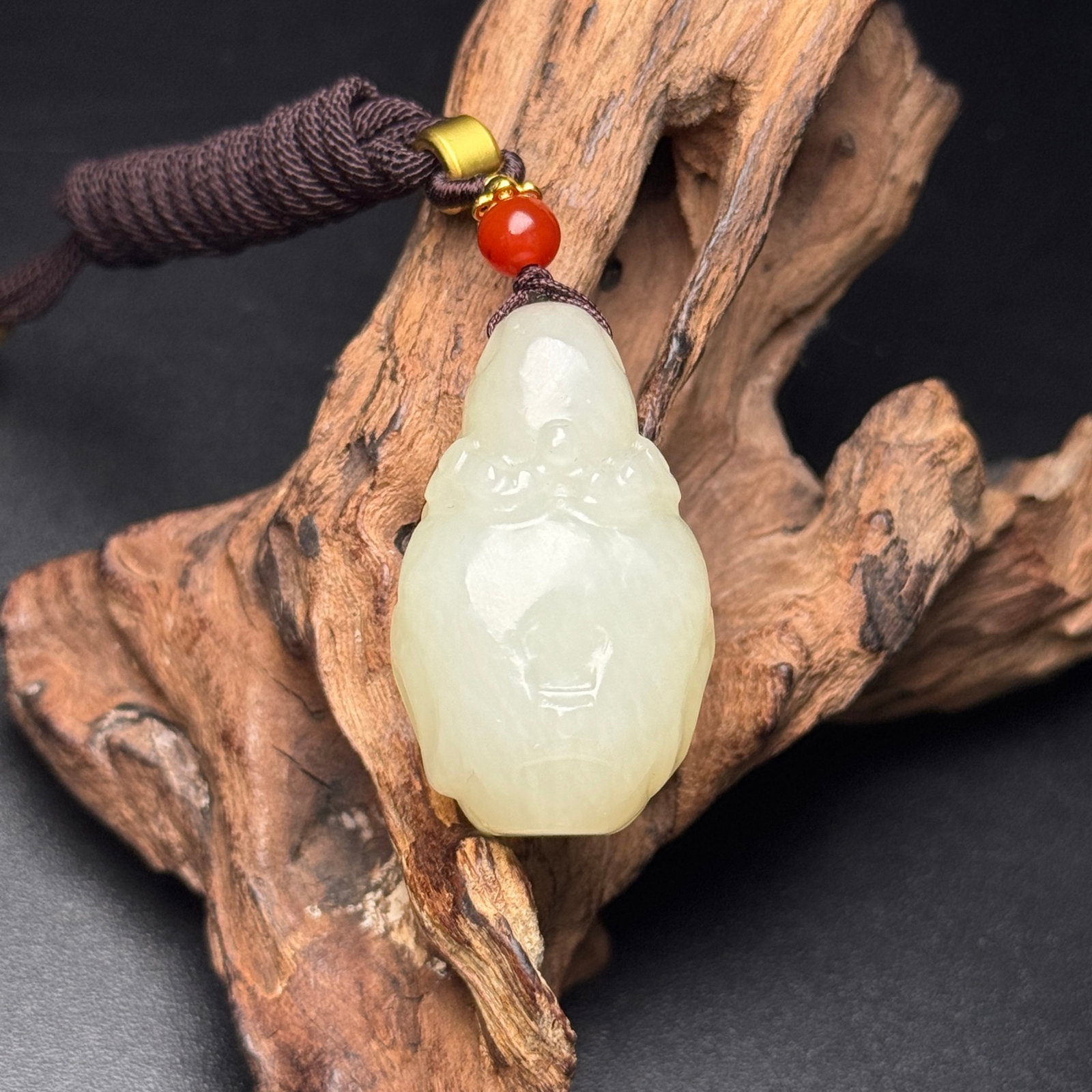 An Exquisite White Jade Statue of Mammon Pendant - 3