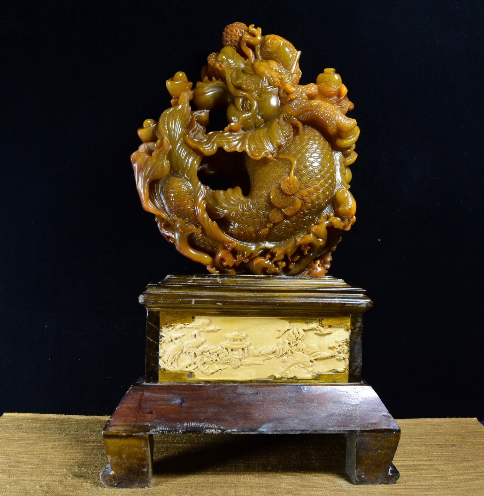 A Huge Tianhuang Stone Fish Dragon Pattern Ornament - 3