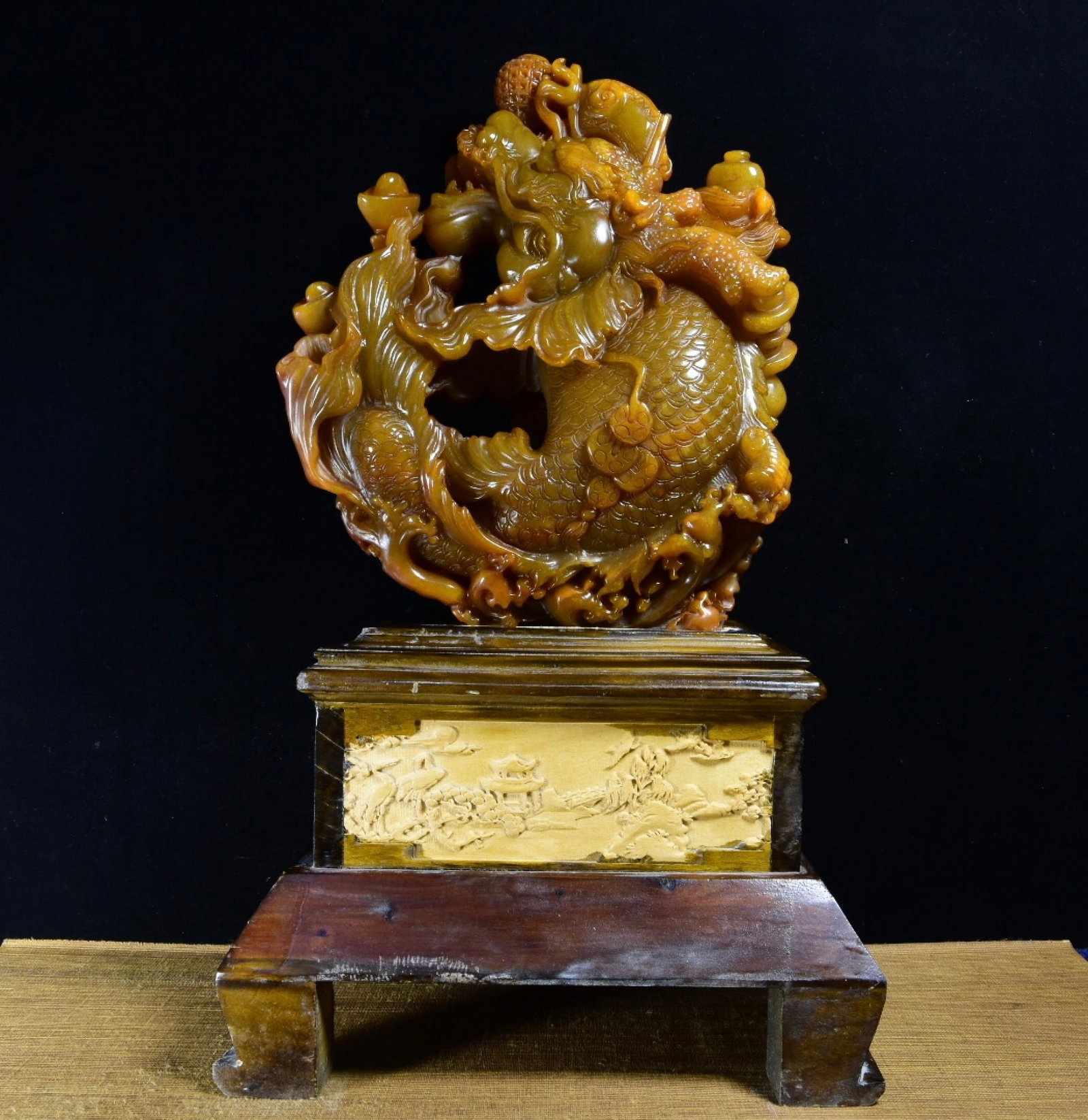 A Huge Tianhuang Stone Fish Dragon Pattern Ornament - 6