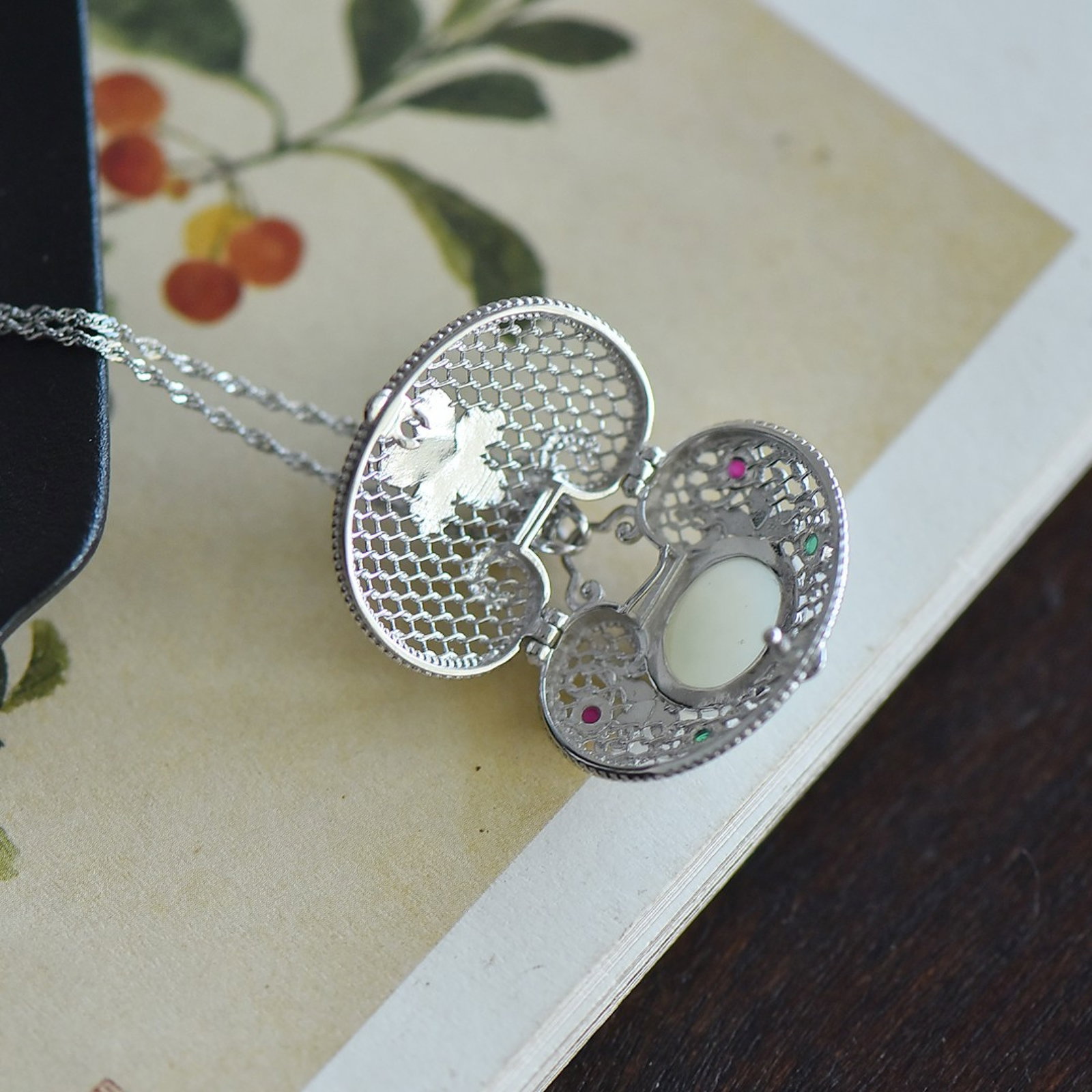 An Exquisite Sterling Silver Inlaid White Jade Pendant,Inlaid Gems and Pearls - 4