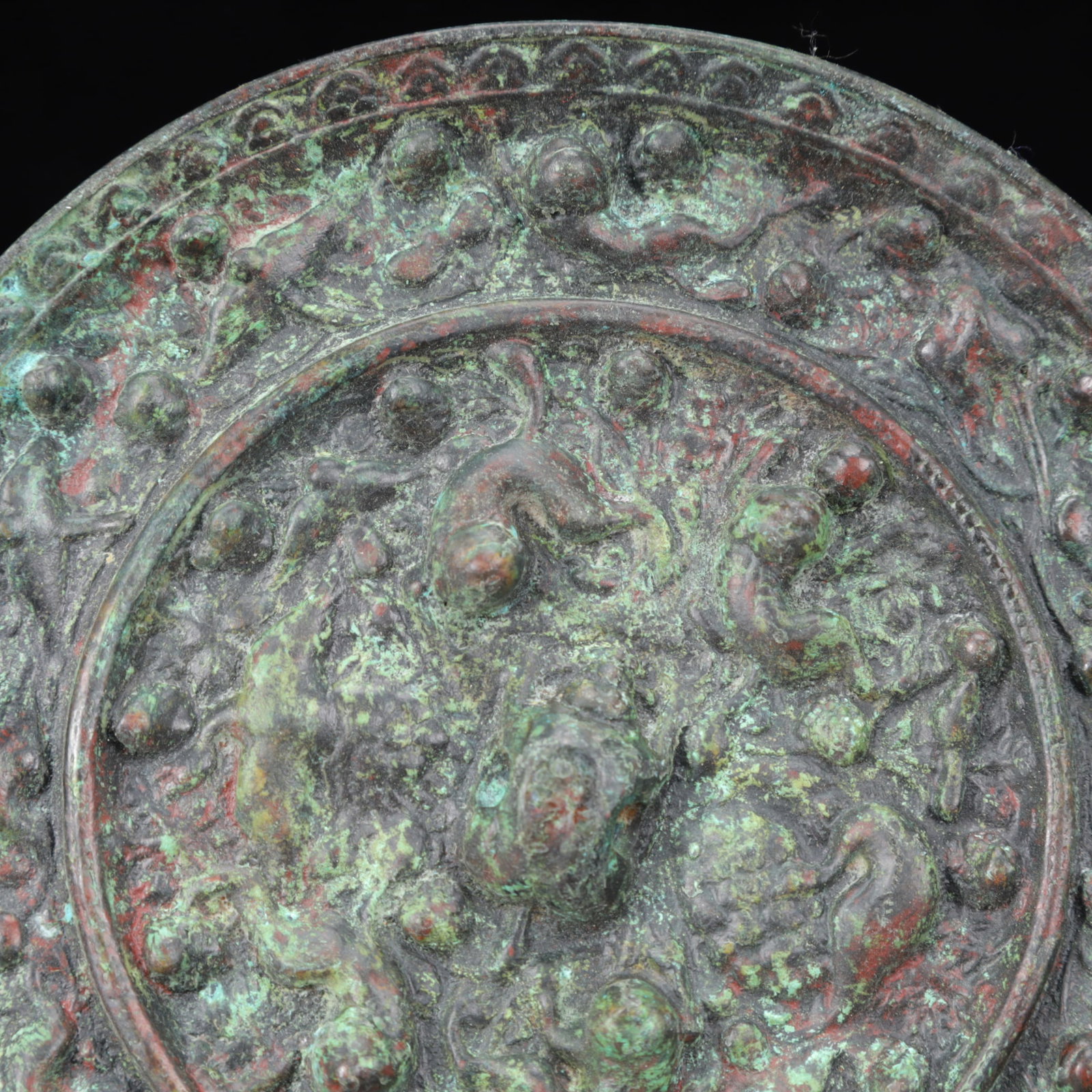An Archaic Bronze Animal Pattern Round Mirror - 2