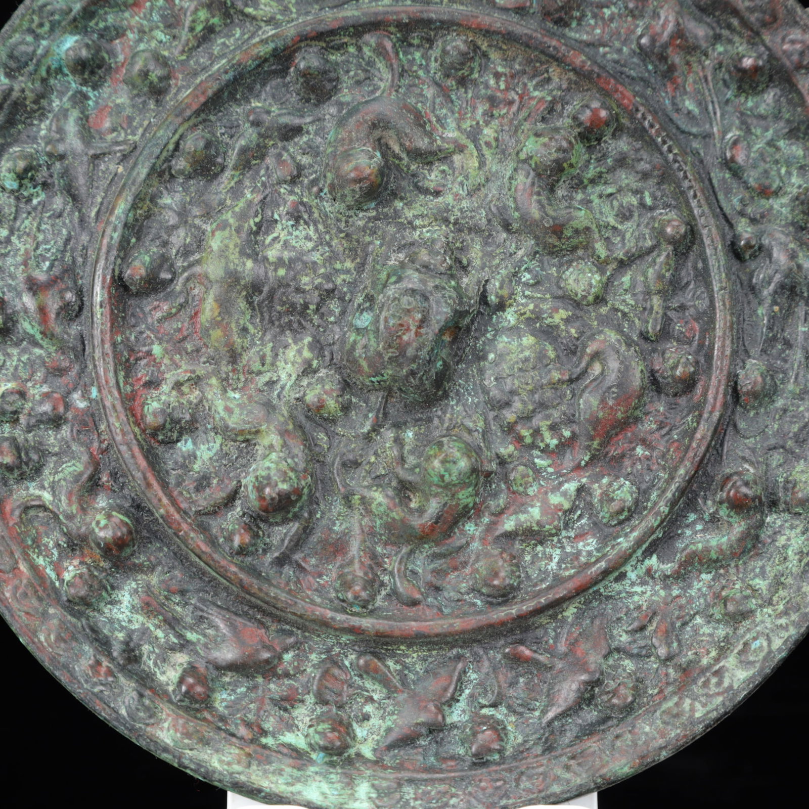 An Archaic Bronze Animal Pattern Round Mirror - 5