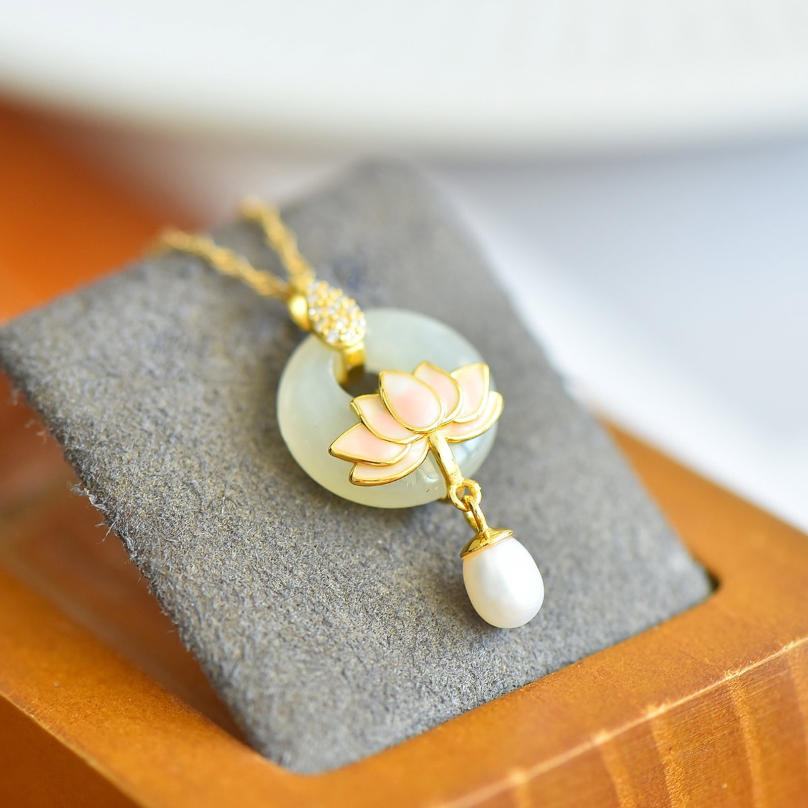 An Exquisite Sterling Silver-Gold Plated Inlaid White Jade Pendant,Inlaid Gems - 2