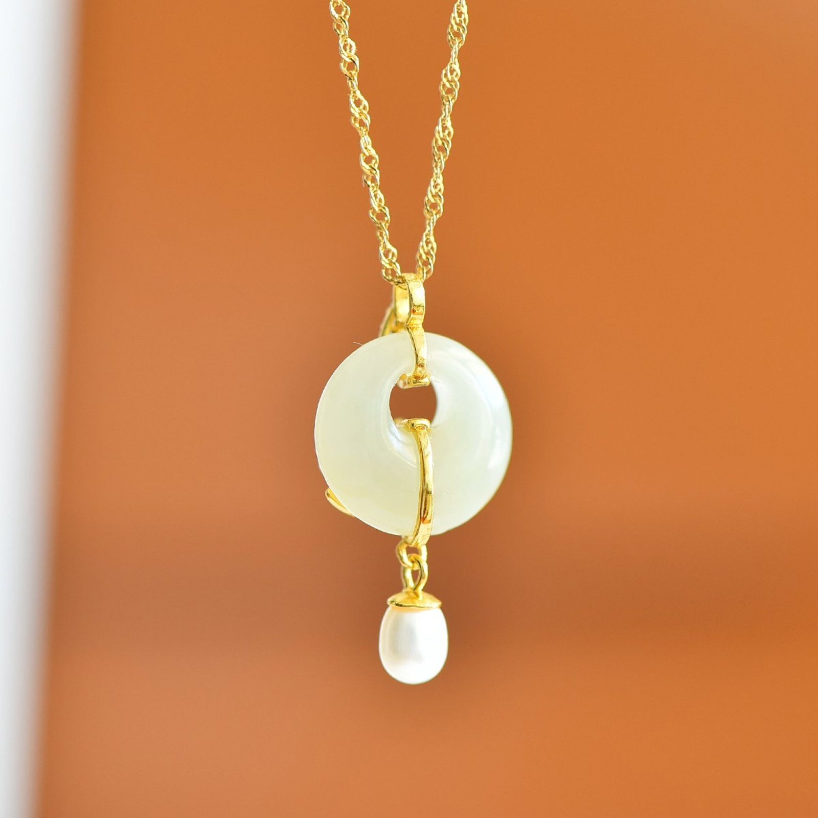 An Exquisite Sterling Silver-Gold Plated Inlaid White Jade Pendant,Inlaid Gems - 5
