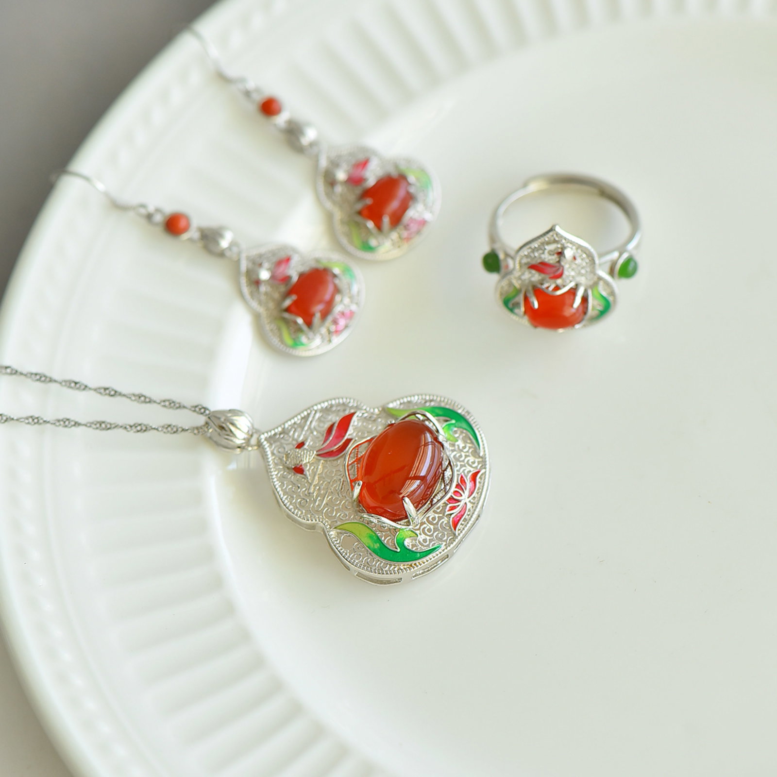 A Set of Fine Sterling Silver Inlaid Agate Gourd Jewelrys - 5