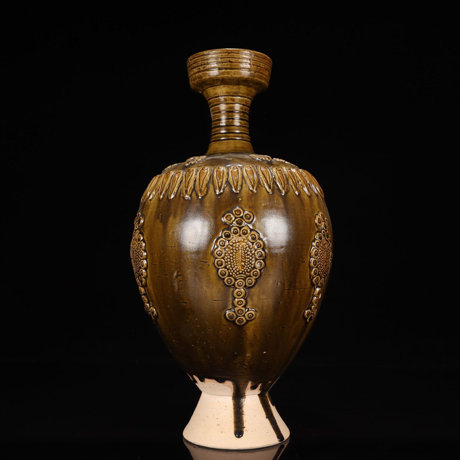 A Rare Tang Tri-Color Glazed Pottery Flower Pattern Vase - 6