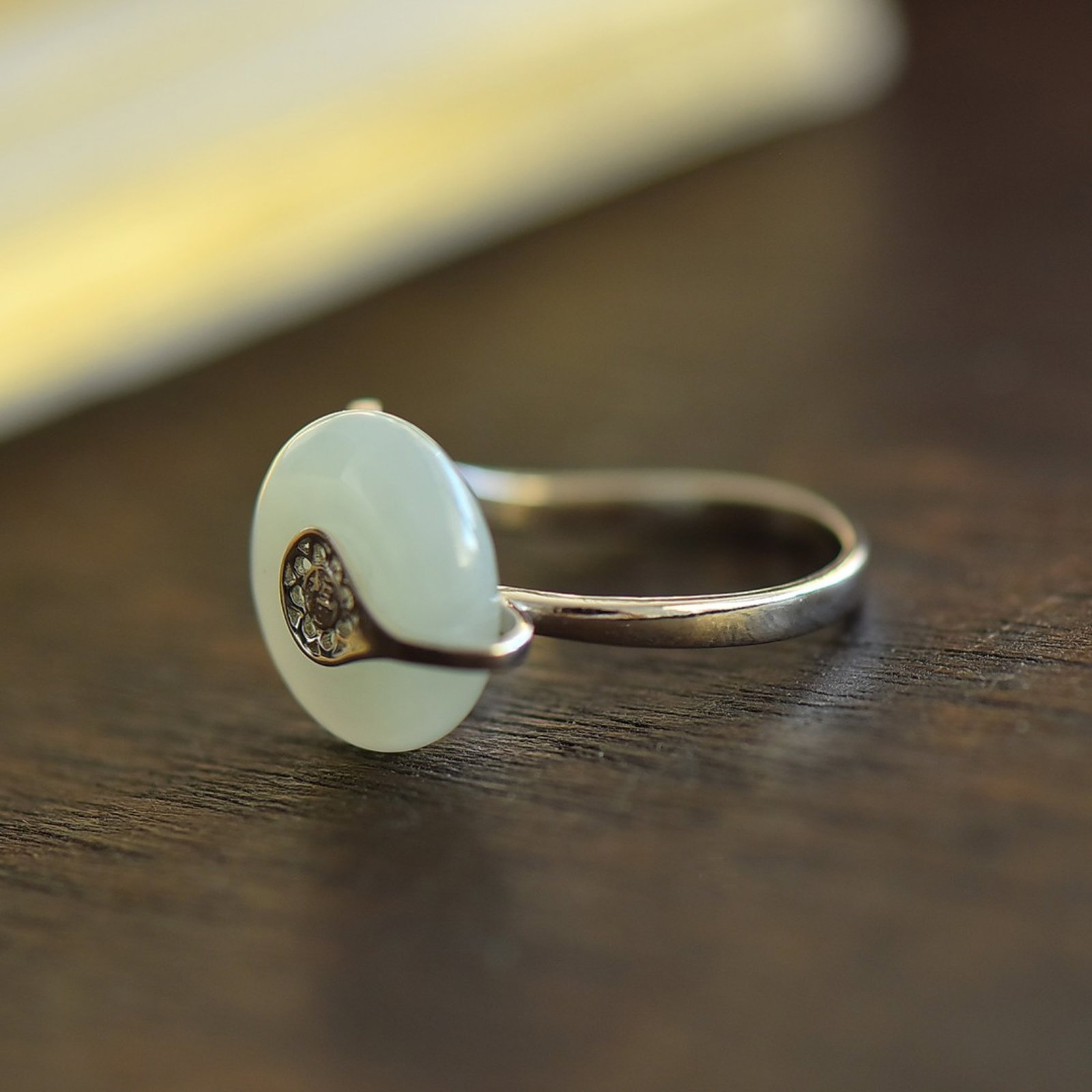 An Exquisite Sterling Silver Inlaid White Jade Enamel Ring - 3