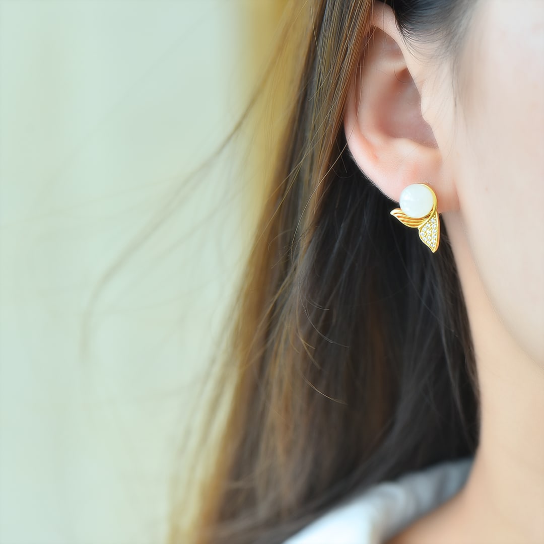 A Pair of Exquisite Sterling Silver-Gold Plated Inlaid White Jade Earring , Inlaid Diamonds - 6