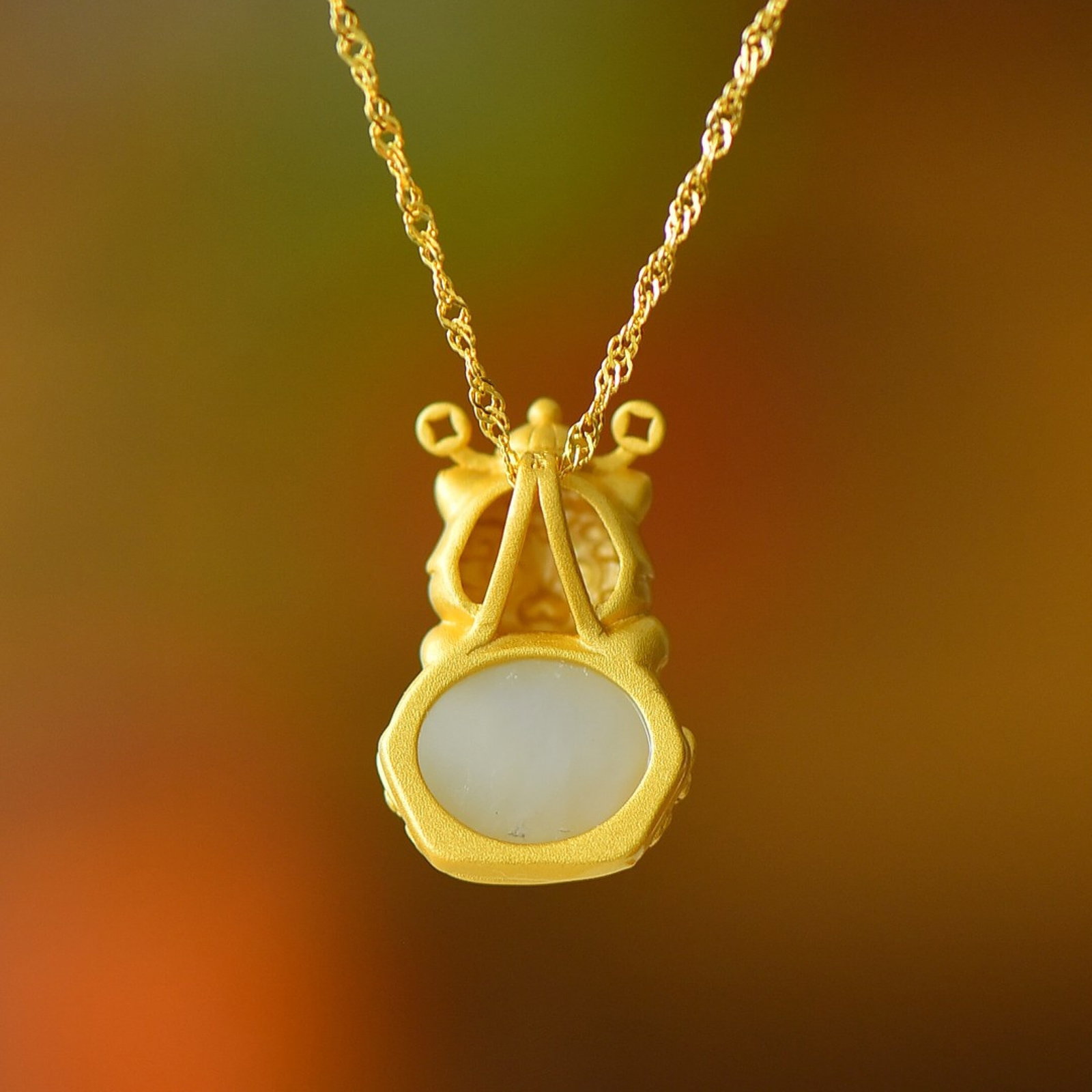 An Exquisite Sterling Silver-Gold Plated Inlaid White Jade Pendant - 5