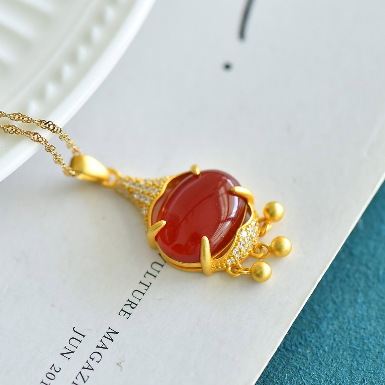 An Exquisite Sterling Silver-Gold Plated Inlaid Agate Pendant,Inlaid Diamond - 4
