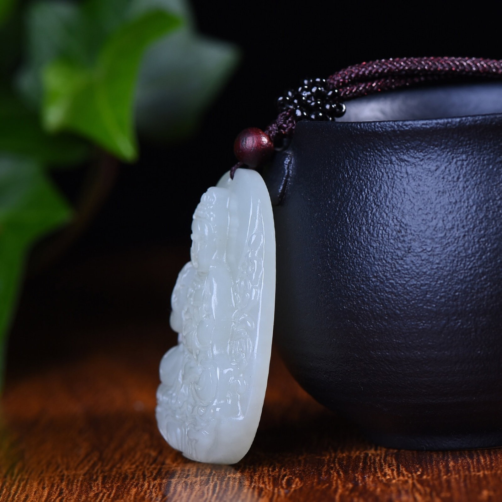 An Exquisite White Jade Bodhisattva Pattern Pendant - 3
