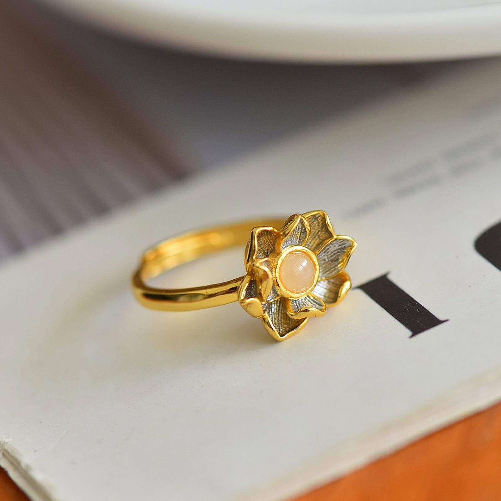 An Exquisite Sterling Silver-Gold Plated Inlaid White Jade Ring - 4