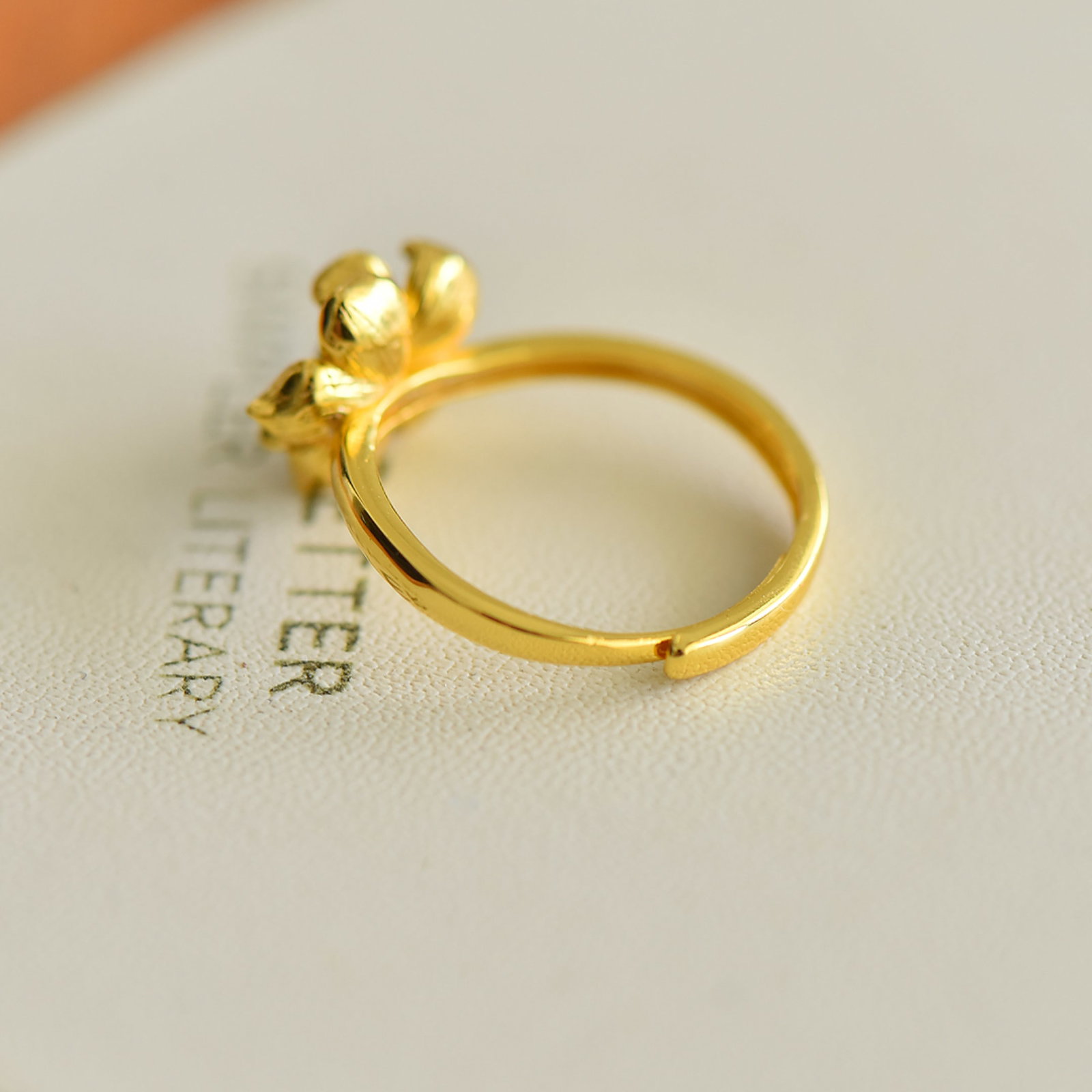 An Exquisite Sterling Silver-Gold Plated Inlaid White Jade Ring - 5