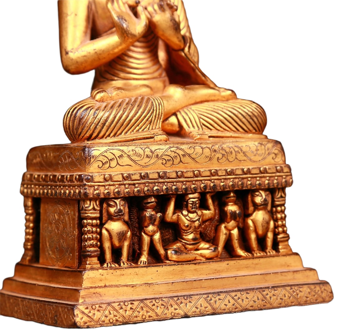 An exquisite gilt bronze statue of Sakyamuni - 9