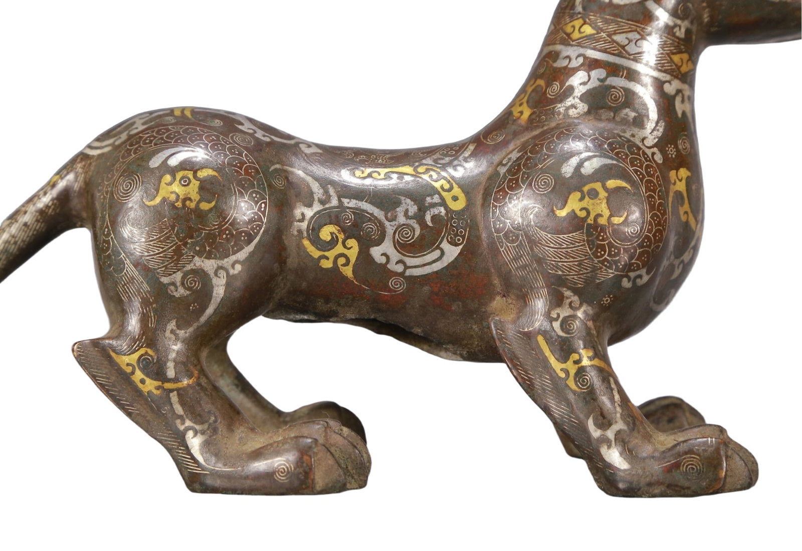 A Exquisite Gold and Silver-Inlaid Bronze Tiger Ornament - 3
