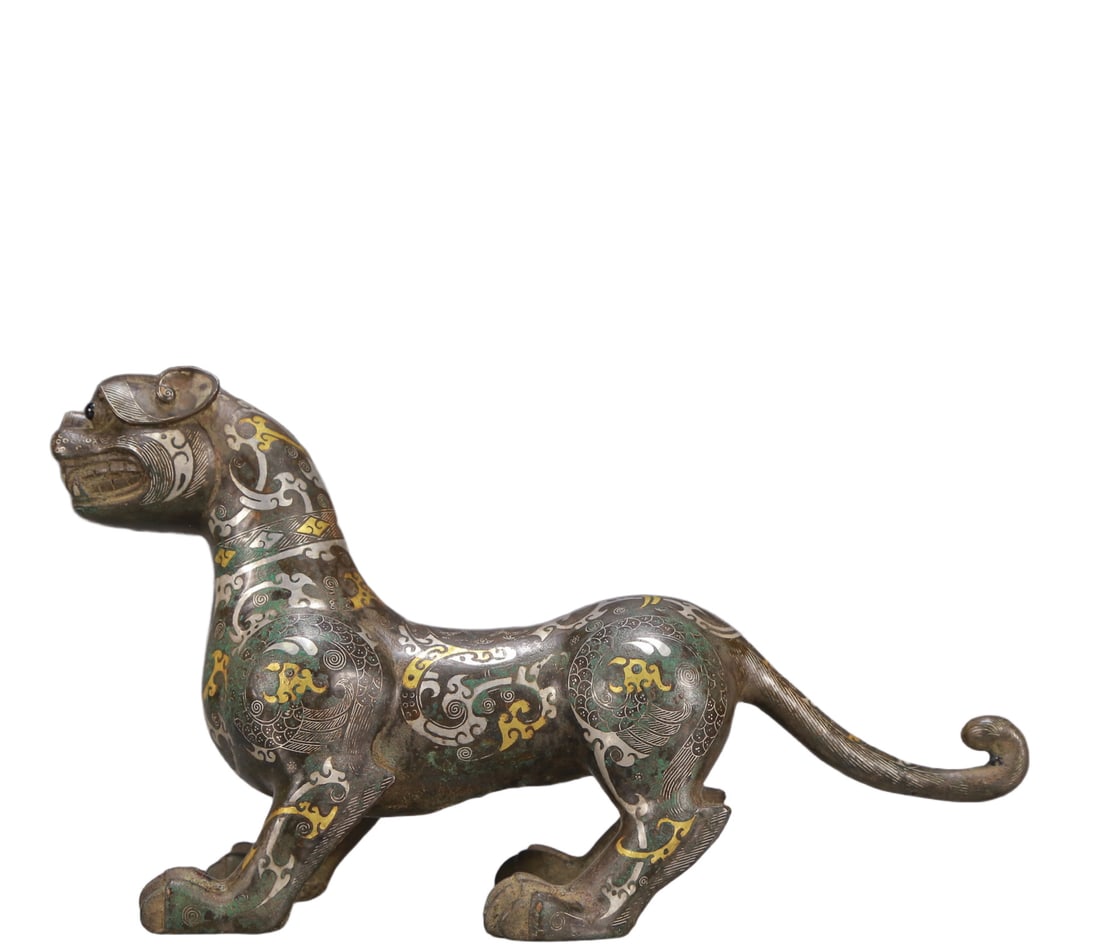 A Exquisite Gold and Silver-Inlaid Bronze Tiger Ornament - 7