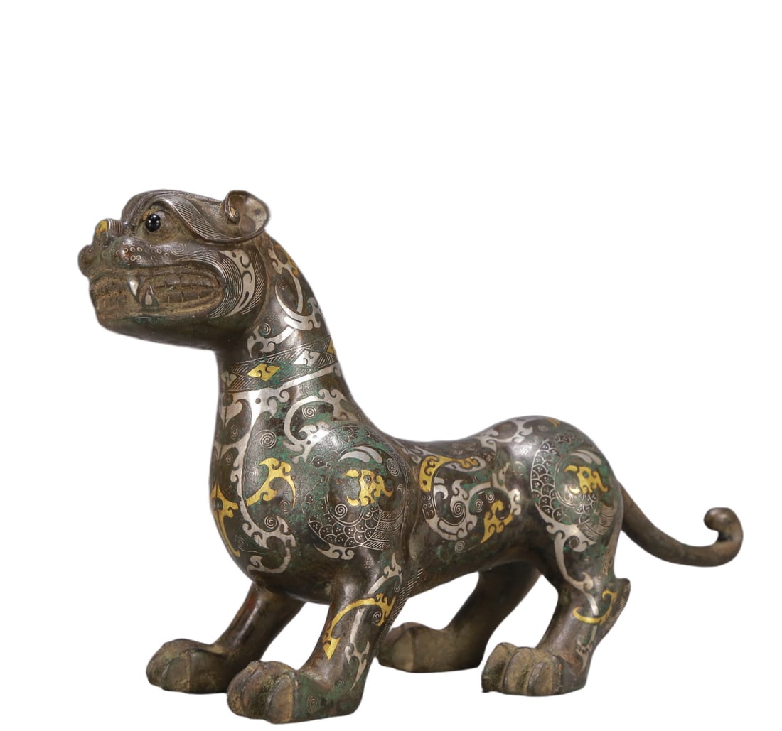 A Exquisite Gold and Silver-Inlaid Bronze Tiger Ornament - 8