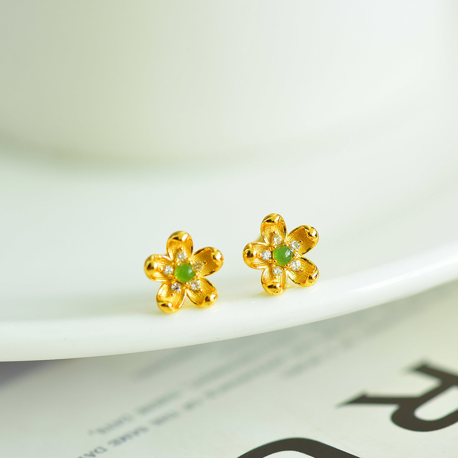 A Pair of Exquisite Sterling Silver-Gold Plated Inlaid Jasper Earrings,Inlaid Gems - 3