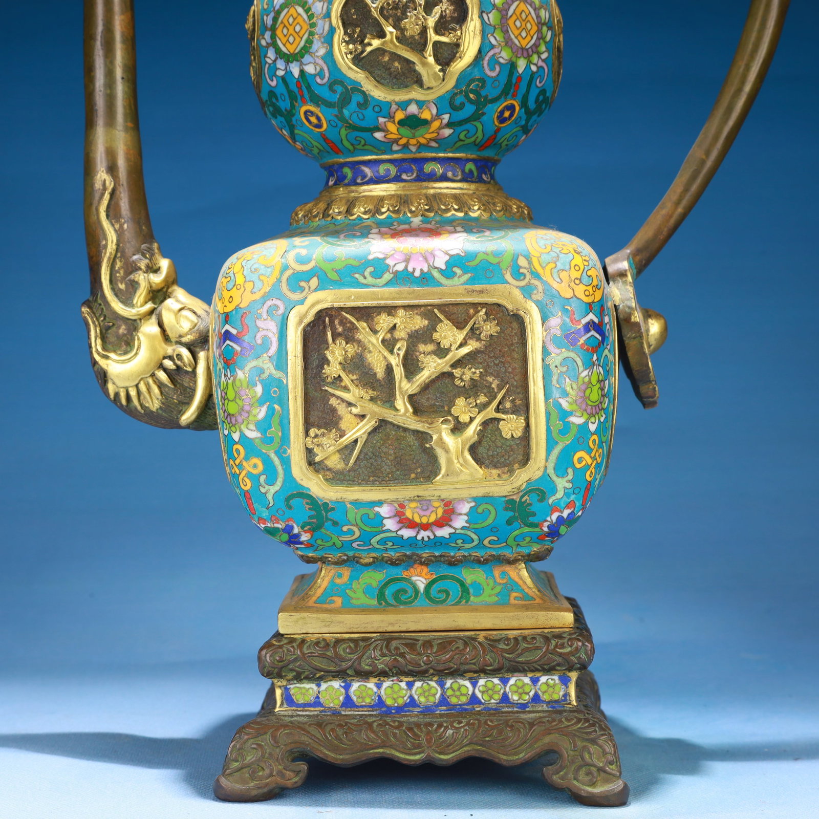 An Exquisite Cloisonne Flower Pattern Ewer,with Base - 3